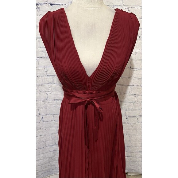 ASOS DESIGN pleated cami maxi dress with satin wrap waist in burgundy Size 10 - Picture 4 of 12